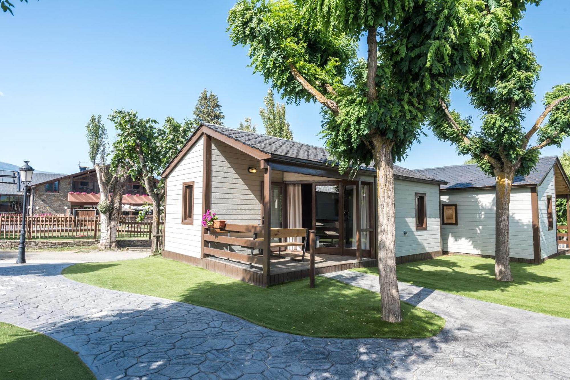 Bungalows Stel-Puigcerdà Dış mekan fotoğraf